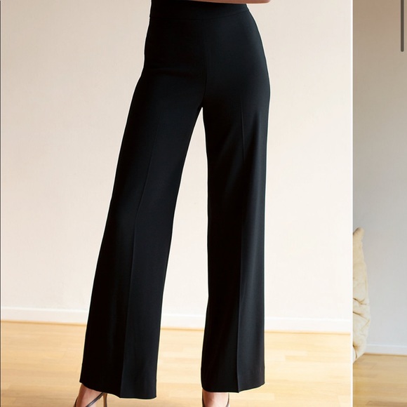 Aritzia Pants - Aritzia Babaton Lincoln pants